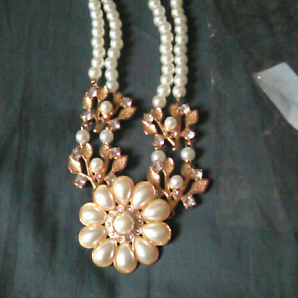 🌟Buy2Get1Free🌟 Very Pretty Necklace